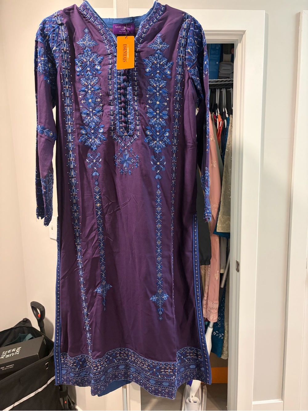 Embroidered Purple Long-Sleeve Women’s Kurta